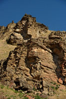 Gneiss cliff over the Columbia